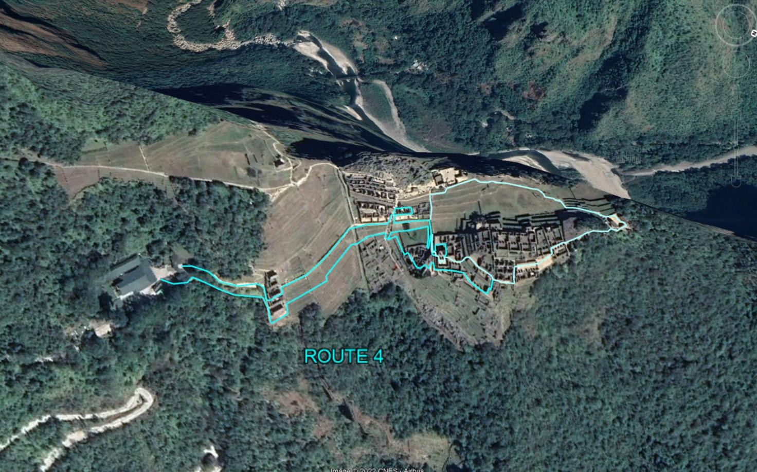 Route 4 marked in turquoise over the lower area of the citadel